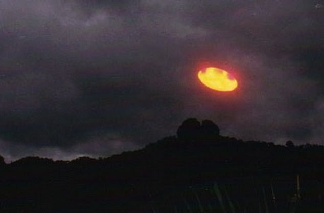 Carlos Diaz and the Ships of Light