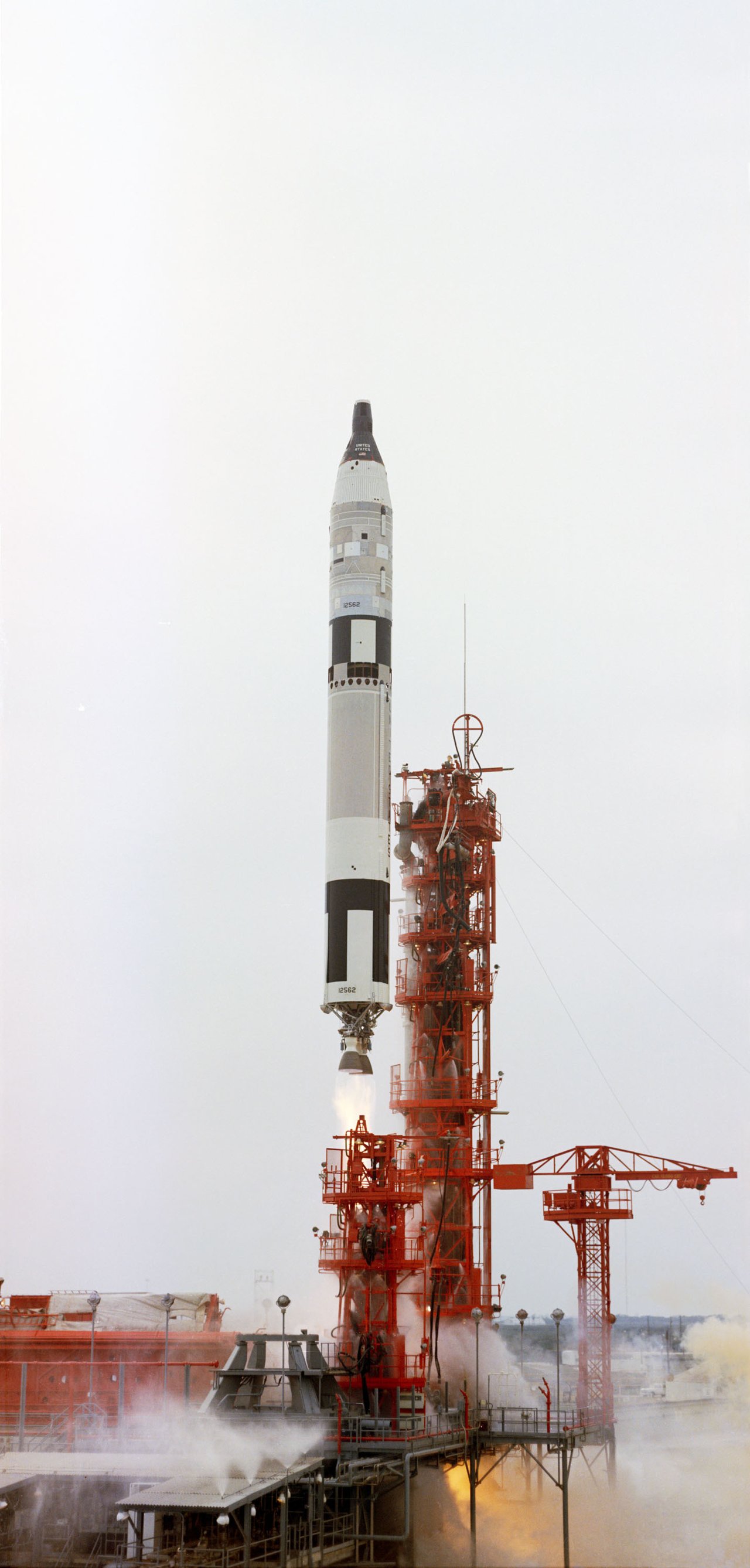 The Gemini 7 "Bogey at Ten O'Clock High"