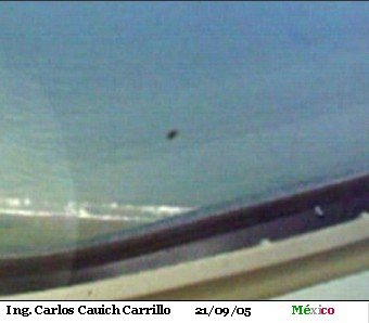 UFO Filmed From a Mexicana Airliner Over Oaxaca