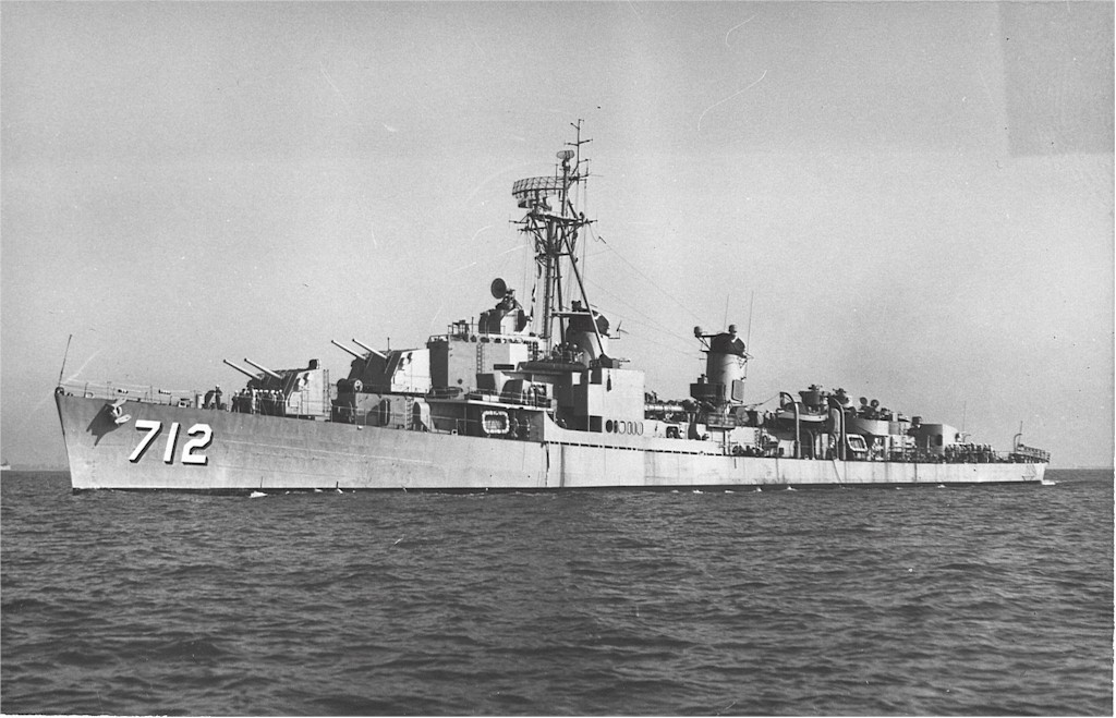 USS Gyatt and the Delta Over Puerto Rico, 19 November 1964
