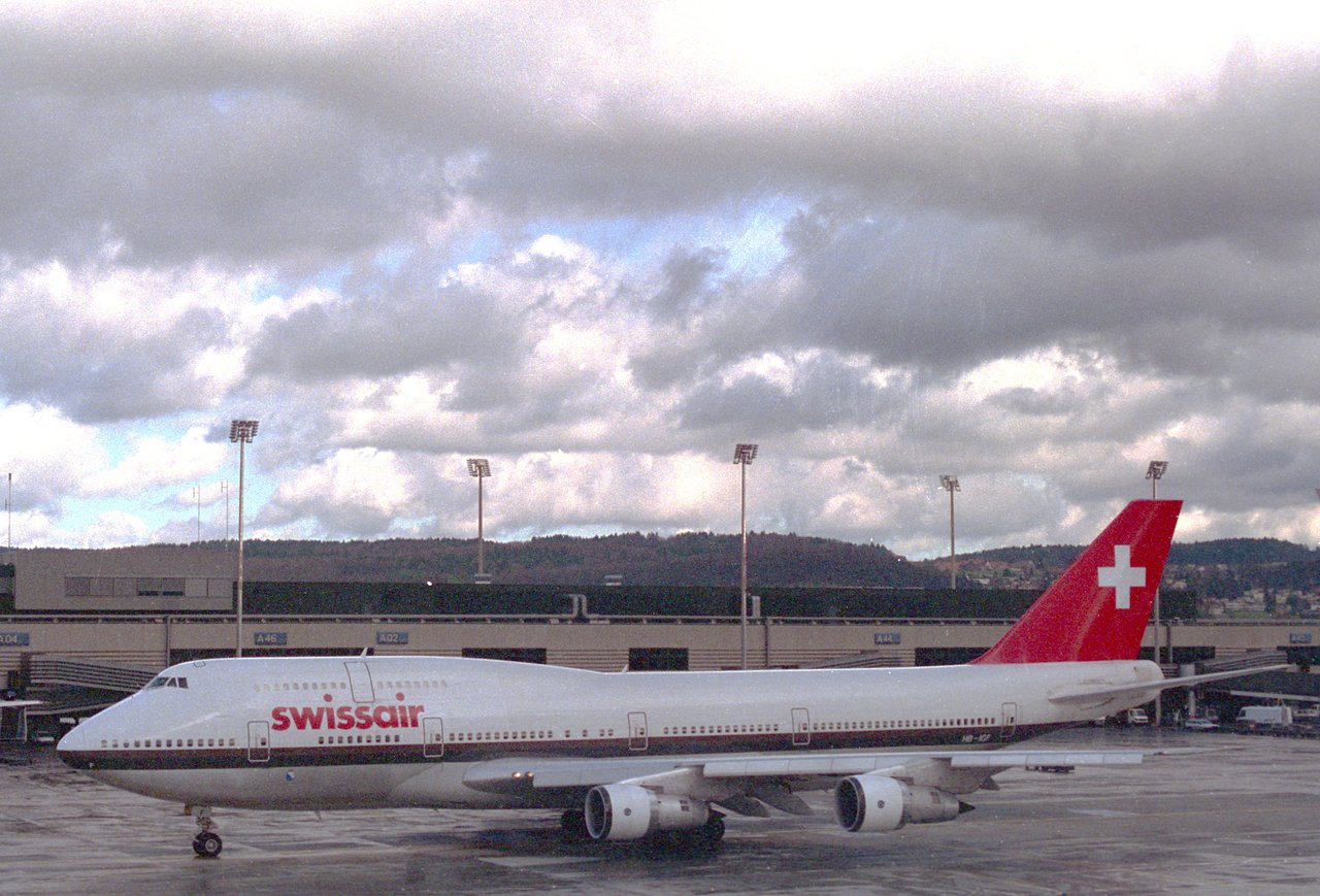 The Swissair Flight 127 Near-Miss